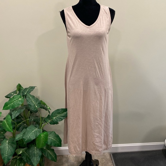 Eileen Fisher Sleepwear for Garnet Hill Nightgown and Matching Hooded Robe - Picture 2 of 16